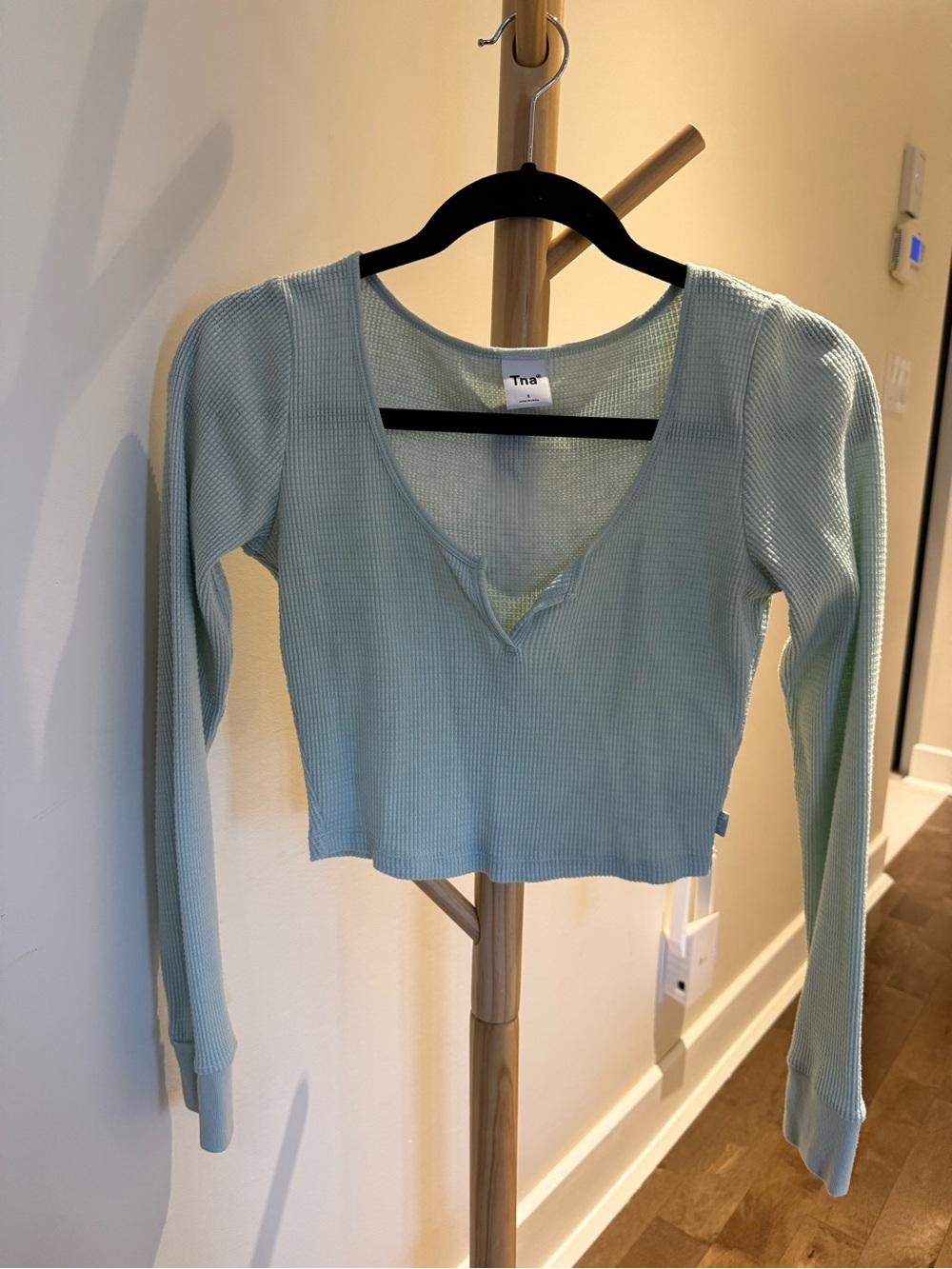 TNA Light Mint Ribbed V-Neck Cropped Long Sleeve Top